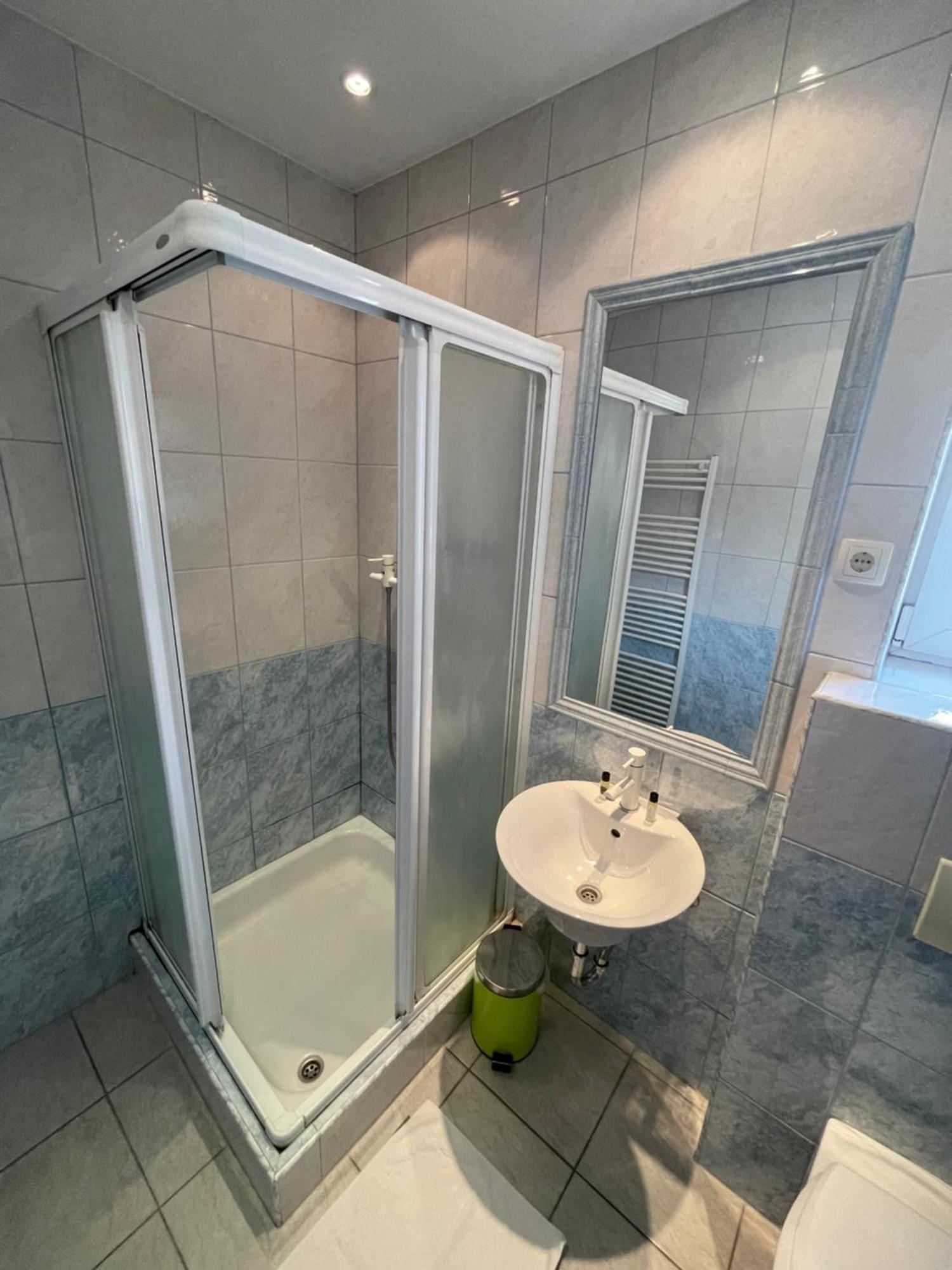 Guesthouse Stremljan Ljubljana Медводе Экстерьер фото